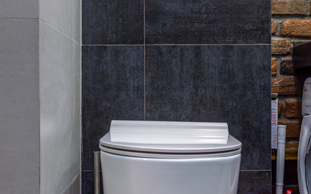 M1C Lyuks Apartments