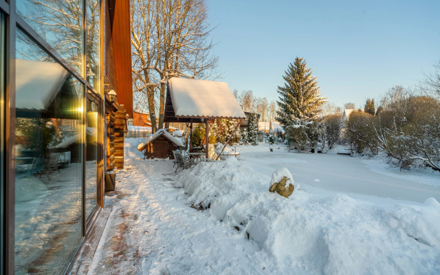 V Ostovkakh - 134 Metra Guest House