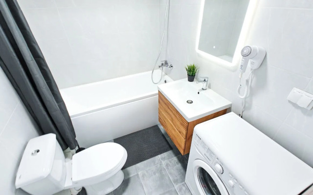 Vidovaya Studiya V Tsentre Yekaterinburga 27 Etazh Flat