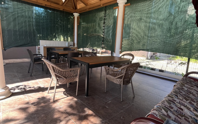 Diana Guest house