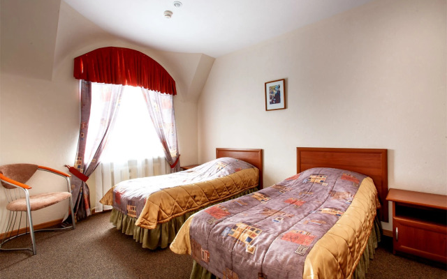 Evrika Hotel