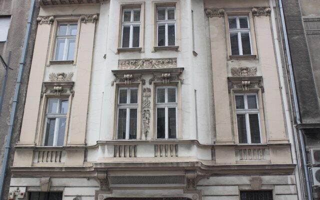 Хостел New Generation Hostel Belgrade Center