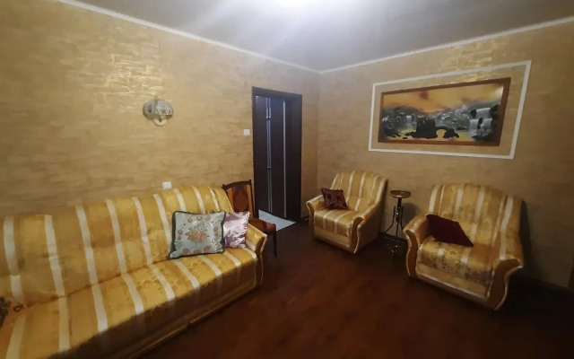 Квартира 1-й Микрорайон 8