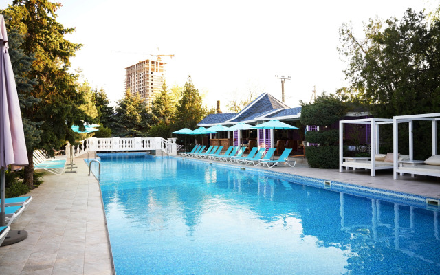 Отель Александр