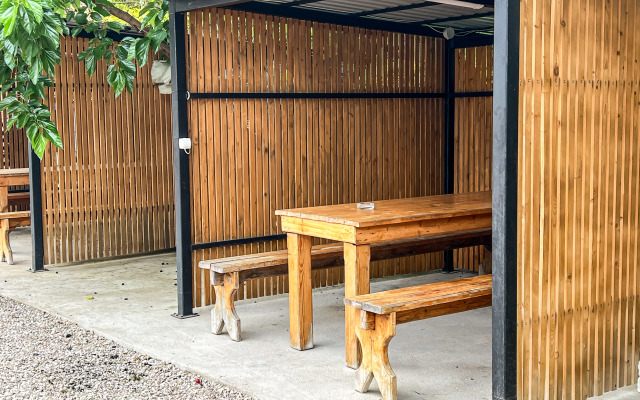 Rozovy Flamingo  Guest House