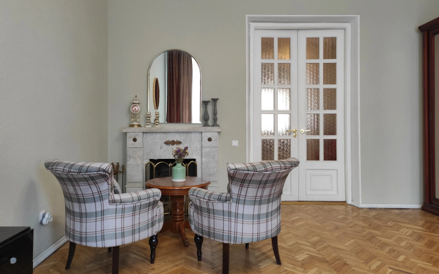 Uppapart Flat V Istoricheskom Tsentre SPb