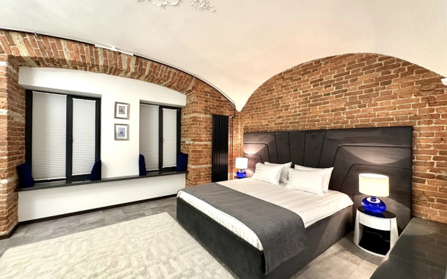 LITEINY  Royal Apartments