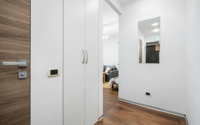 Uyutnye V Tsentre Vozle Parka Apartments