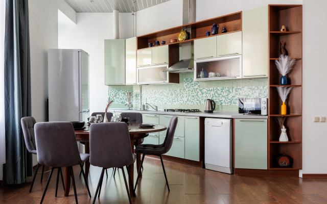 Апартаменты Трехкомнатные с балконом 8 гостей