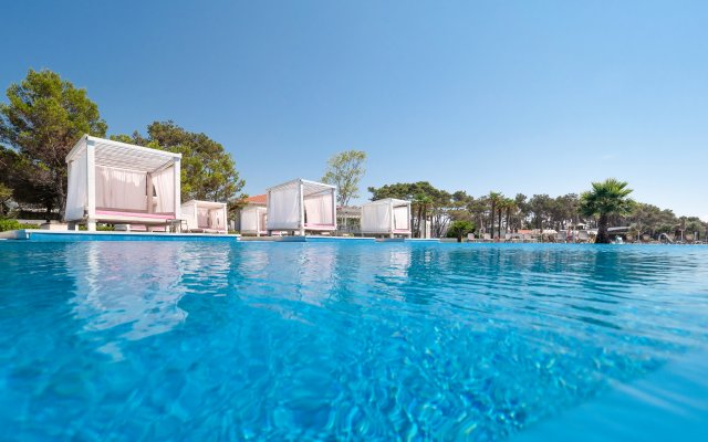 Azul Beach Resort Montenegro by Karisma  - All Inclusive Hotel