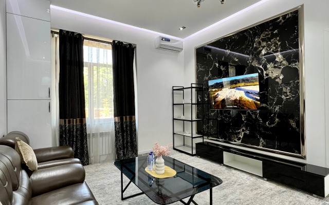 Apartamenty V Tsentre Tashkenta Flat