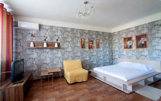 Studiya S Dzhakuzi Na Lenina 155 Apartments