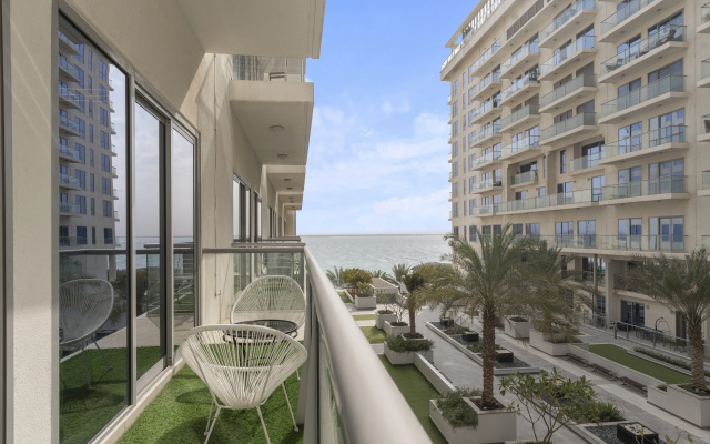 Apartamenty 1BR Beach Access Pool Gym Pacific Al Marjan