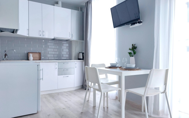 Квартира ГП 2/95 Дизайнерская и бассейн на территории комплекса