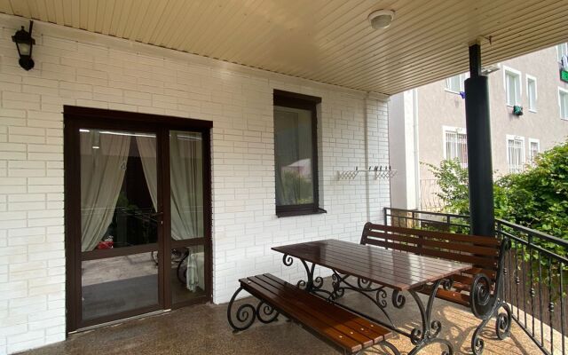 Dom U Morya - semeiny Guest house