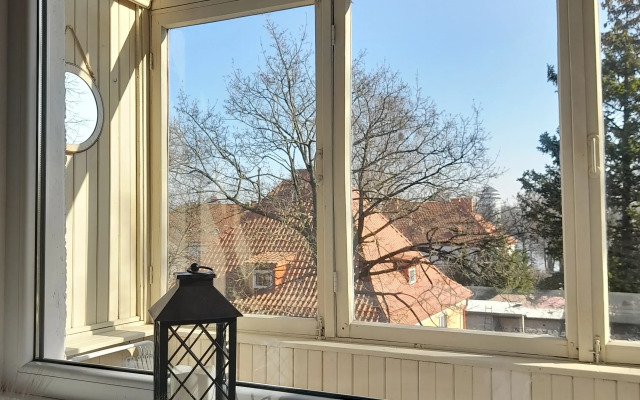 V Tsentre U Ozera Obertayh Flat