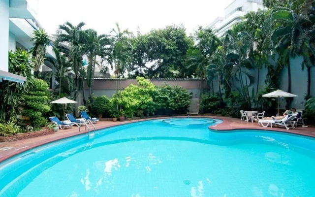 Отель Manhattan Sukhumvit Bangkok