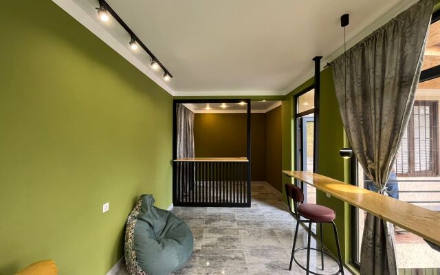 V Gostyakh u Skazki Turbaza Guest House