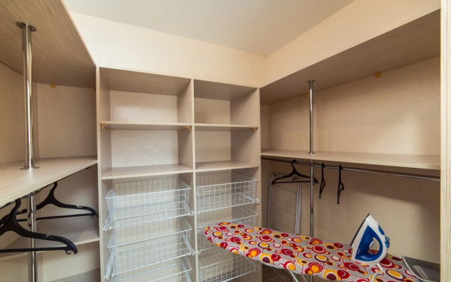 Квартира от компании Хоум Отель на Врубеля 15