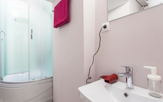 Апартаменты малые Leohotels на Артиллерийском