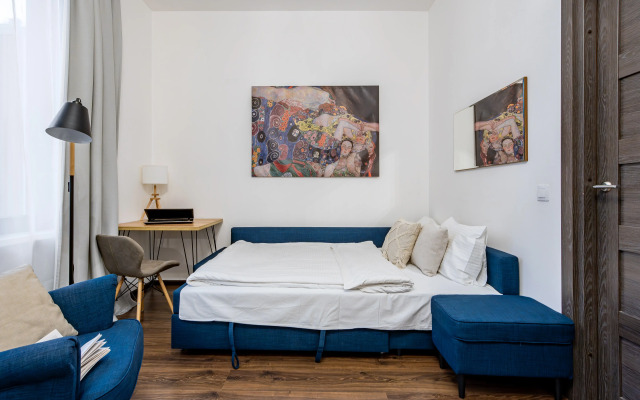 Odnokomnatnaya Na Petrogradke Flat