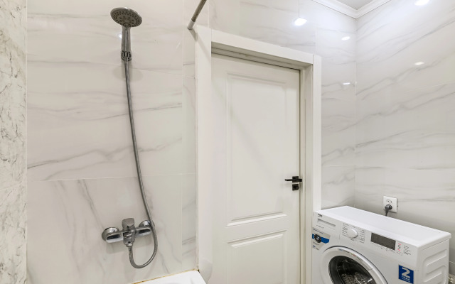 Odnokomnatnaya Vozle Triumfal'noj Arki Mangilik El Apartments