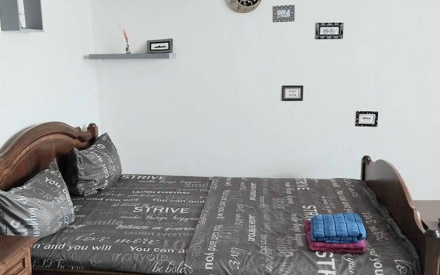 Kolos Flat