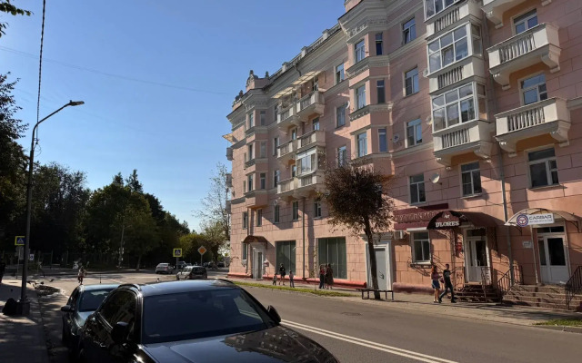Yevrodvushka V Samom Tsentre Goroda Flat