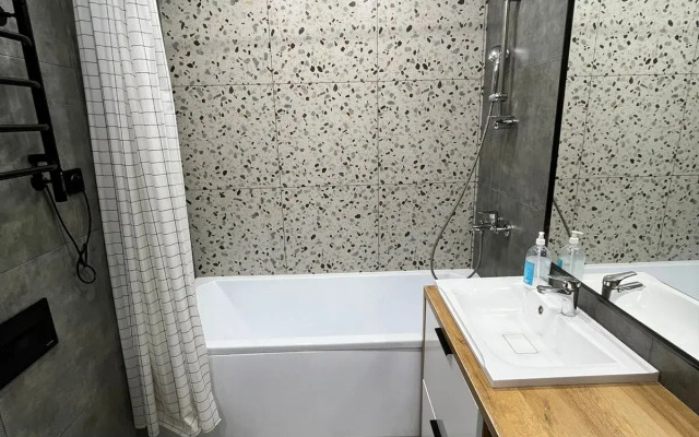 S Dizaynerskim Remontom V Novom Dome Komfort Klassa Flat