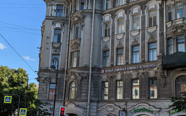 Апартаменты 170 кв. м. с 3 спальнями гостиной и красивым видом