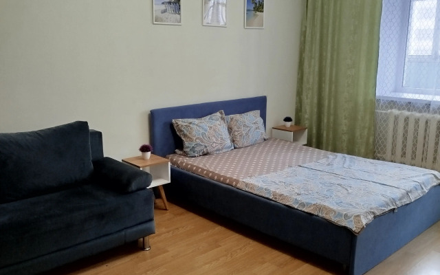 V Tsentre Flat