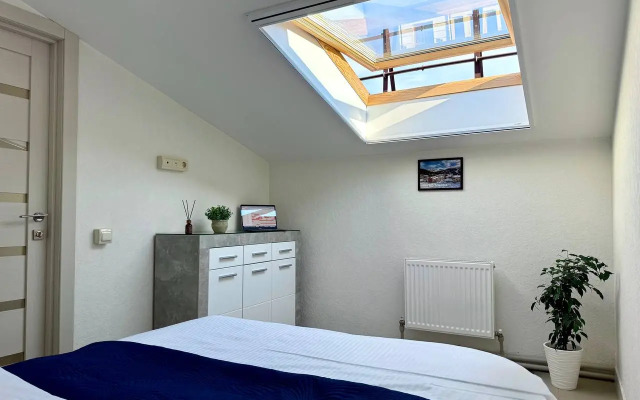 Апартаменты №9 Люкс на мансардном этаже