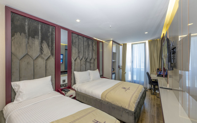 Heaven Premium Airport Hotel