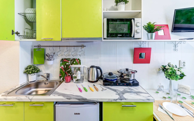 Апартаменты 1 рядом с метро Елизаровская (ОО1)