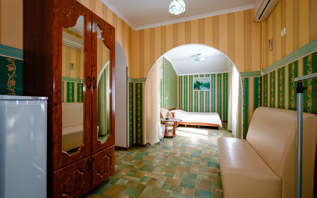 Elladen Guest House