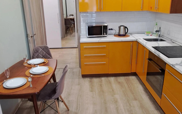 Uyutnaya Kvartira, Nedaleko Ot Zh/d Vokzala Apartments