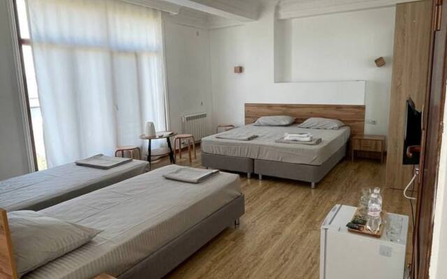 Hotel Asiya Hotel