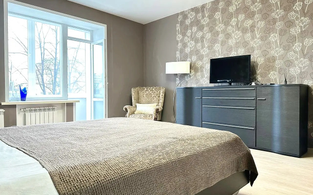 Квартира Трехкомнатная в центре на Орджоникидзе рядом с Набережной