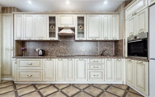 2-K. Kvartira, 70 M² V Tsentre Rostova Na Donu Flat
