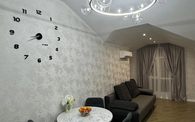 NovayaS Vidom Na More Flat