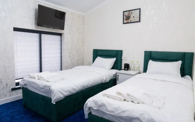 Gold Star Palace Hotel