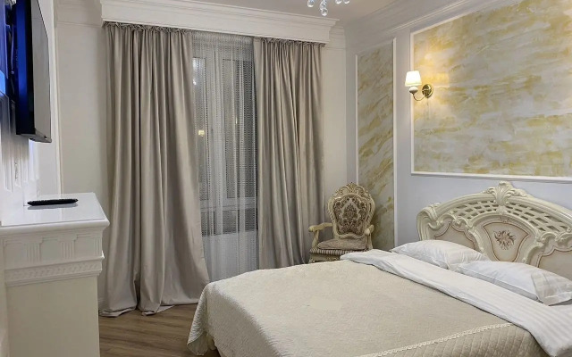 Квартира в центре города с шикарным видом на протоку - фото 2