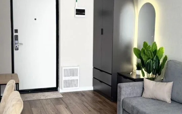 Апартаменты студия на Ивана Беличенко 92к3