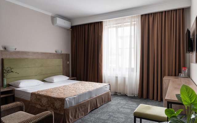 Отель Гала-Альпик