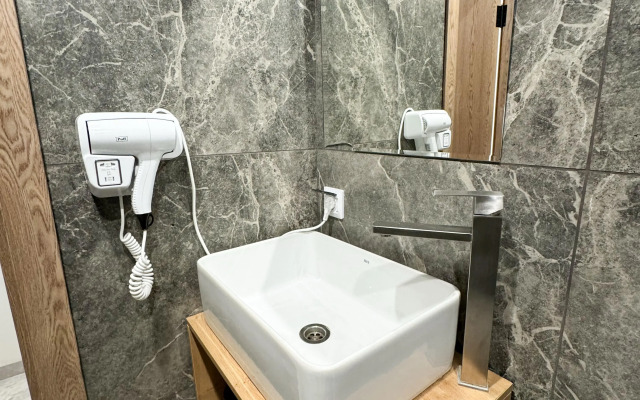 Апартаменты на Толстого