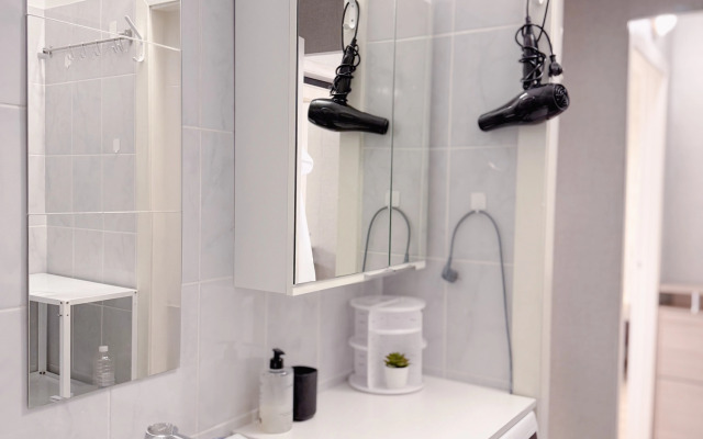 Квартира Двухэтажная 4-спальная кровать возле метро