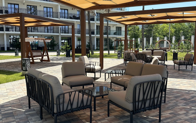 Tri Bogatyrya Apartments