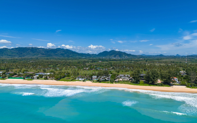 Twin Nata 5 Bedroom Luxury Beach Front Villa