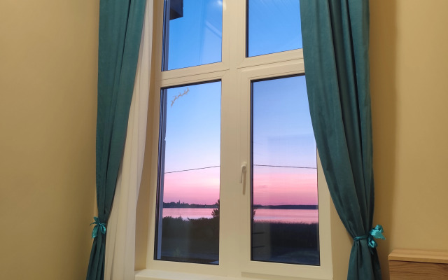 Частный дом Дуплекс на Первой Линии Селигера