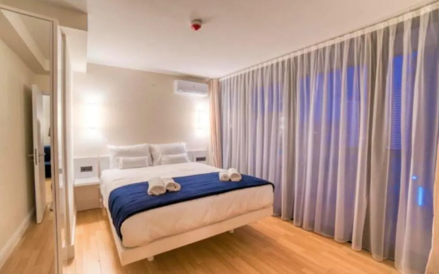 Апарт-отель Central Hotel Orbi City Batumi block ABC